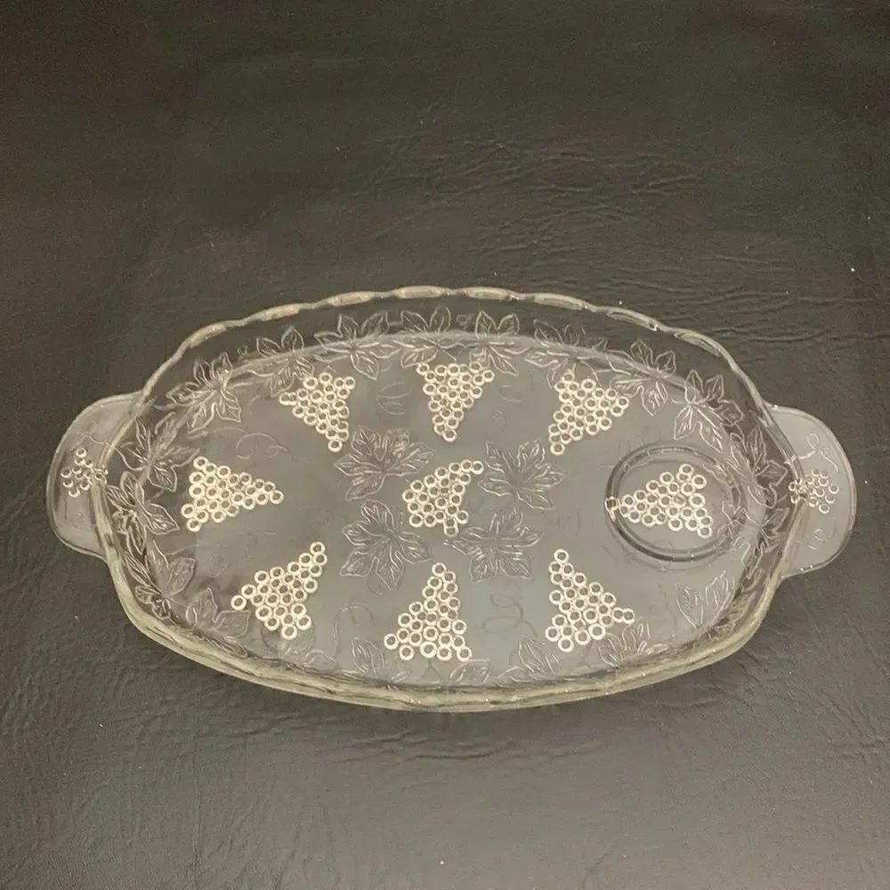 Anchor Hocking 4 Glass Trays 4 Glass Coffee Tea Cups Vintage 8 Piece Snack Set